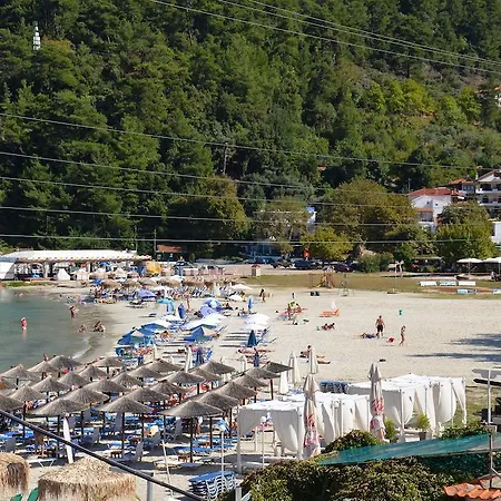 Отель Chrisi Akti