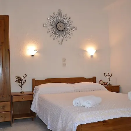 Отель Chrisi Akti Скала-Потамиас