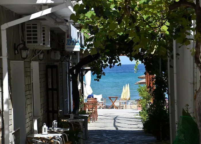 Hotel Chrisi Akti