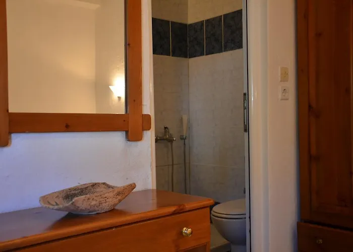 Hotel Chrisi Akti