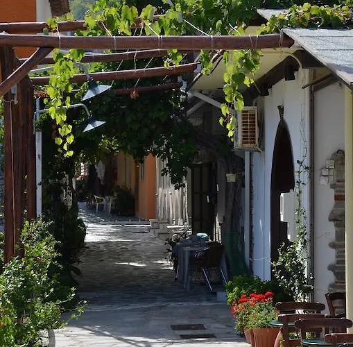 Hotel Chrisi Akti