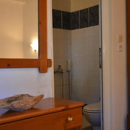 Hotel Chrisi Akti